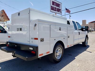 2015 Ford F-250 Super Duty XL  Super Cab Enclosed Utility Truck - Photo 4 - Las Vegas, NV 89103