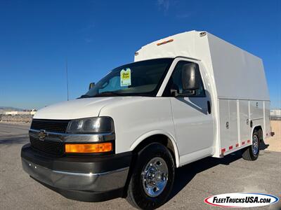 2017 Chevrolet Express 3500  Cutaway w/ Walk-In 6'4 " Interior KUV - Photo 1 - Las Vegas, NV 89103