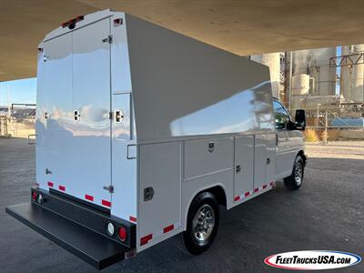 2017 Chevrolet Express 3500  Cutaway w/ Walk-In 6'4 " Interior KUV - Photo 19 - Las Vegas, NV 89103