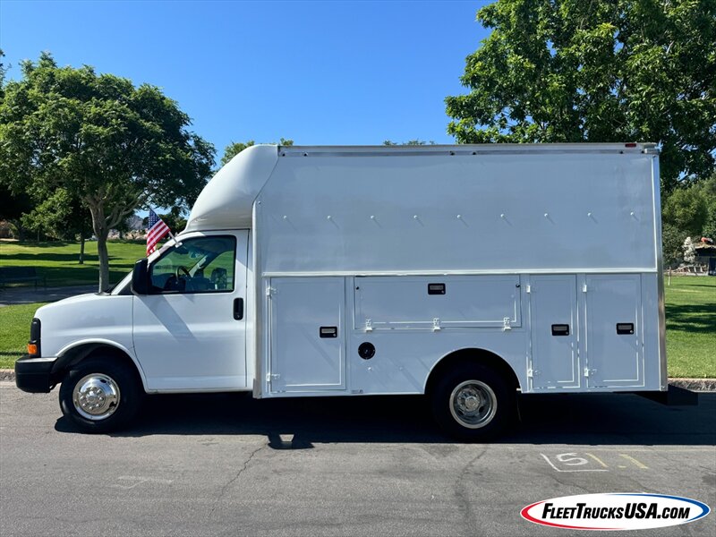 2015 Chevrolet Express - GMC Savana 3500 w/ Supreme '12.5 KUV Utility Body  Tall Walk-In Body