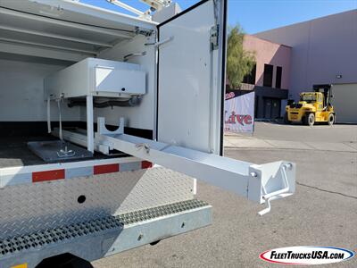 2011 Chevrolet Silverado 3500HD CC 4WD  Work Truck 3500  Wellbuilt Utility Bed, Onan Generator - Photo 59 - Las Vegas, NV 89103