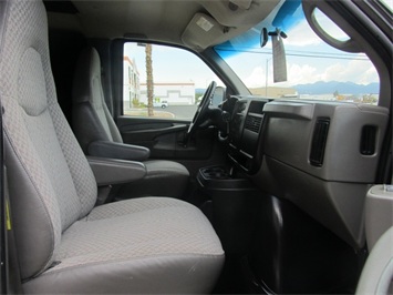 2005 Chevrolet Express 2500 Cargo   - Photo 19 - Las Vegas, NV 89103