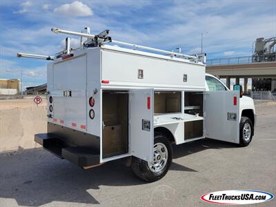 2015 Chevrolet Silverado 2500 w/ Enclosed KUV Service / Utility Body   - Photo 2 - Las Vegas, NV 89103