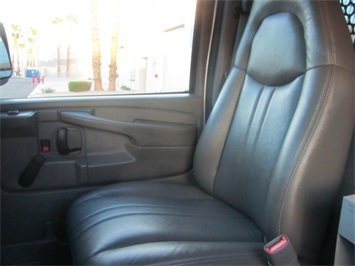 2004 Chevrolet Express 3500 Cargo   - Photo 20 - Las Vegas, NV 89103