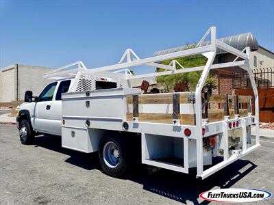 2006 Chevrolet Silverado 3500 Contractors Service Utility Body   - Photo 2 - Las Vegas, NV 89103