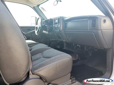 2006 Chevrolet Silverado 3500 Contractors Service Utility Body   - Photo 26 - Las Vegas, NV 89103