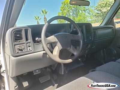 2006 Chevrolet Silverado 3500 Contractors Service Utility Body   - Photo 30 - Las Vegas, NV 89103