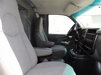 2005 Chevrolet Express 3500 One Ton EXTENDED Cargo Van !   - Photo 31 - Las Vegas, NV 89103