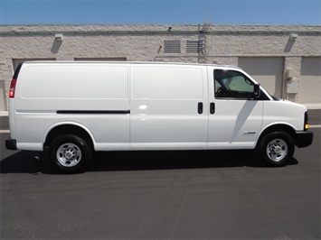 2005 Chevrolet Express 3500 One Ton EXTENDED Cargo Van !   - Photo 7 - Las Vegas, NV 89103