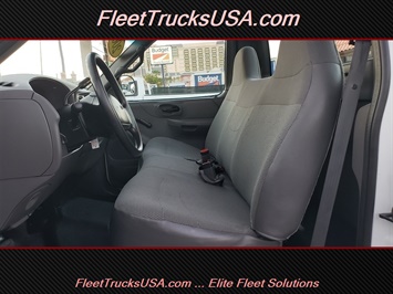 2001 Ford F-150 XL Fleet Work Truck, 8 Foot Long Bed   - Photo 3 - Las Vegas, NV 89103