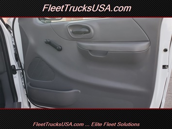 2001 Ford F-150 XL Fleet Work Truck, 8 Foot Long Bed   - Photo 17 - Las Vegas, NV 89103