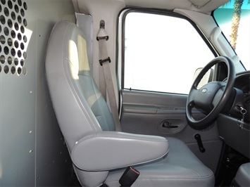 2004 Ford E-Series Cargo E-250 Cargo Van, E250, Ford Van, E-Series   - Photo 28 - Las Vegas, NV 89103