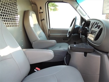 2004 Ford E-Series Cargo E-250 Cargo Van, E250, Ford Van, E-Series   - Photo 25 - Las Vegas, NV 89103