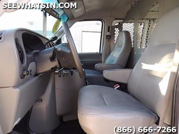 2004 Ford E-Series Cargo E-250 Cargo Van, E250, Ford Van, E-Series   - Photo 4 - Las Vegas, NV 89103