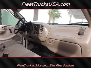 2002 Ford F-150 XL, F150, F-150, 8 Foot Fleet Side Bed, Long Bed   - Photo 21 - Las Vegas, NV 89103