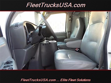 2005 Ford E-Series Cargo E-350 SD Diesel, Extended cargo van, Diesel   - Photo 3 - Las Vegas, NV 89103