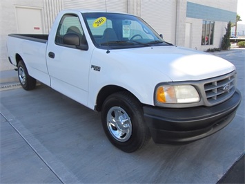 2001 Ford F-150 XL, F150, F-150, 8 Foot Fleet Side Bed, Long Bed   - Photo 9 - Las Vegas, NV 89103