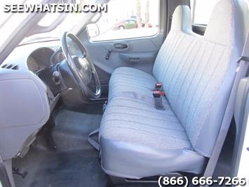 2001 Ford F-150 XL, F150, F-150, 8 Foot Fleet Side Bed, Long Bed   - Photo 2 - Las Vegas, NV 89103