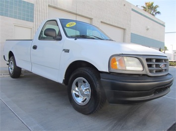 2001 Ford F-150 XL, F150, F-150, 8 Foot Fleet Side Bed, Long Bed   - Photo 6 - Las Vegas, NV 89103