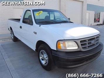 2001 Ford F-150 XL, F150, F-150, 8 Foot Fleet Side Bed, Long Bed   - Photo 1 - Las Vegas, NV 89103