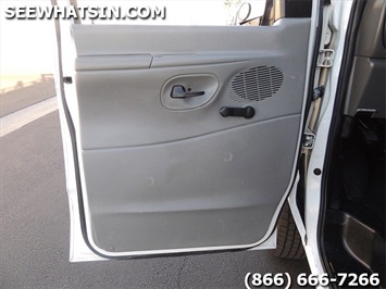 2004 Ford E-Series Cargo E-250, E250, Used Cargo Van, Cargo Vans, Fleet   - Photo 21 - Las Vegas, NV 89103