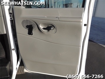 2004 Ford E-Series Cargo E-250, E250, Used Cargo Van, Cargo Vans, Fleet   - Photo 30 - Las Vegas, NV 89103