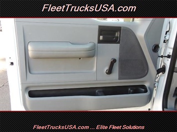 2006 Ford F-150 F150, XL, Work Truck, Long Bed, 8 foot   - Photo 24 - Las Vegas, NV 89103