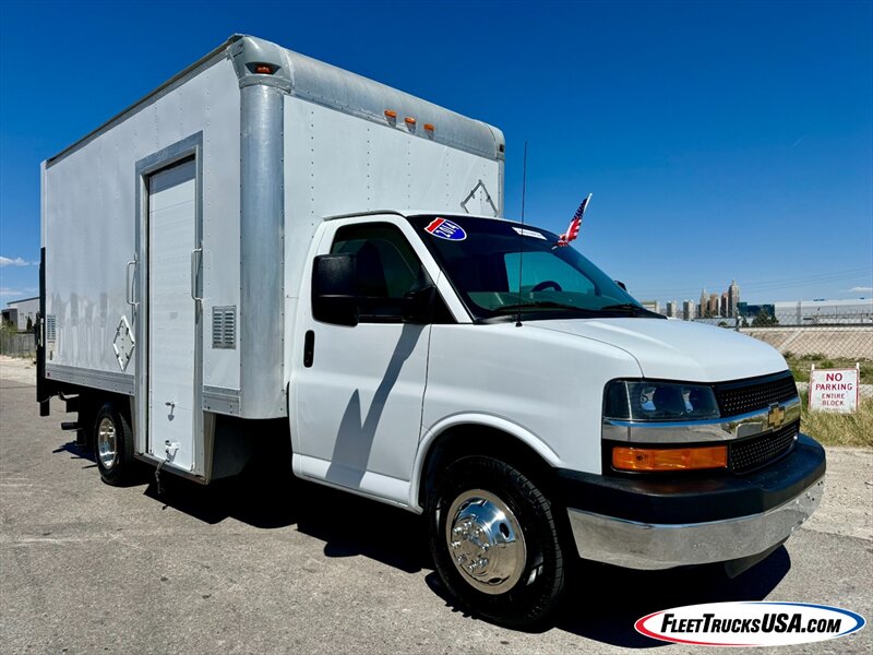 2014 Chevrolet Express 3500 Cutaway w/ 14' Box, Rear Lift  and Side Roll up Door