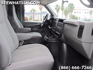 2004 Chevrolet Express 2500 Cargo   - Photo 3 - Las Vegas, NV 89103