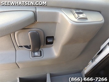 2006 Chevrolet Express 3500 Cargo   - Photo 21 - Las Vegas, NV 89103