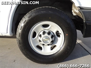 2006 Chevrolet Express 3500 Cargo   - Photo 16 - Las Vegas, NV 89103