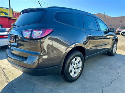 2017 Chevrolet Traverse LS   - Photo 4 - Ridgecrest, CA 93555