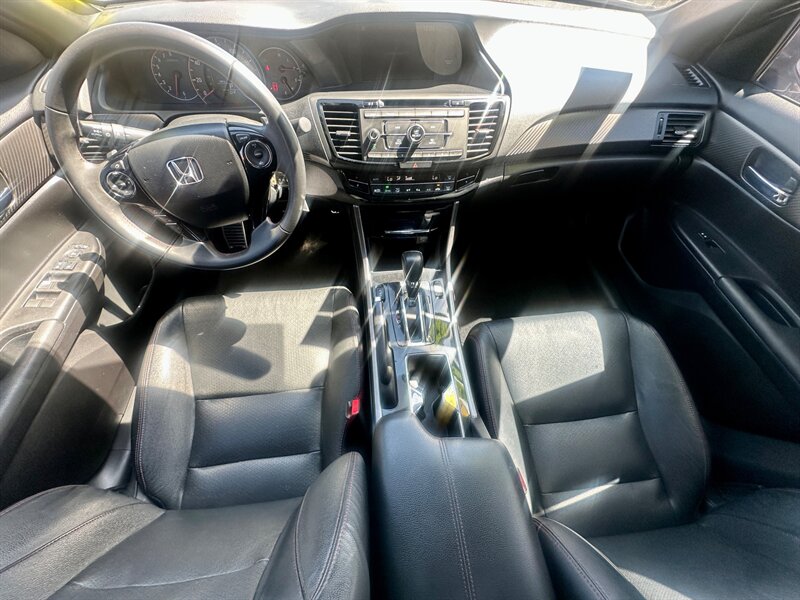 2017 Honda Accord Sport Special Edition   - Photo 8 - Ridgecrest, CA 93555