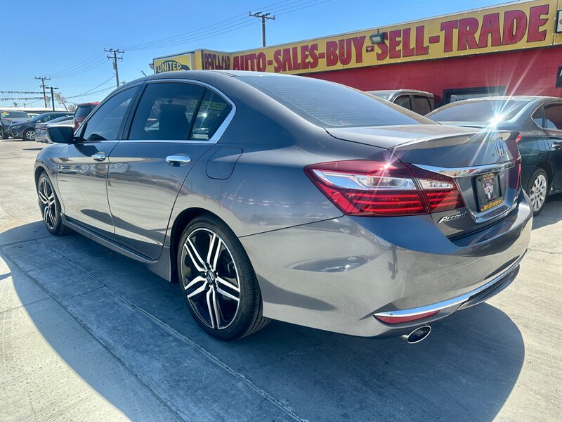 2017 Honda Accord Sport Special Edition   - Photo 6 - Ridgecrest, CA 93555