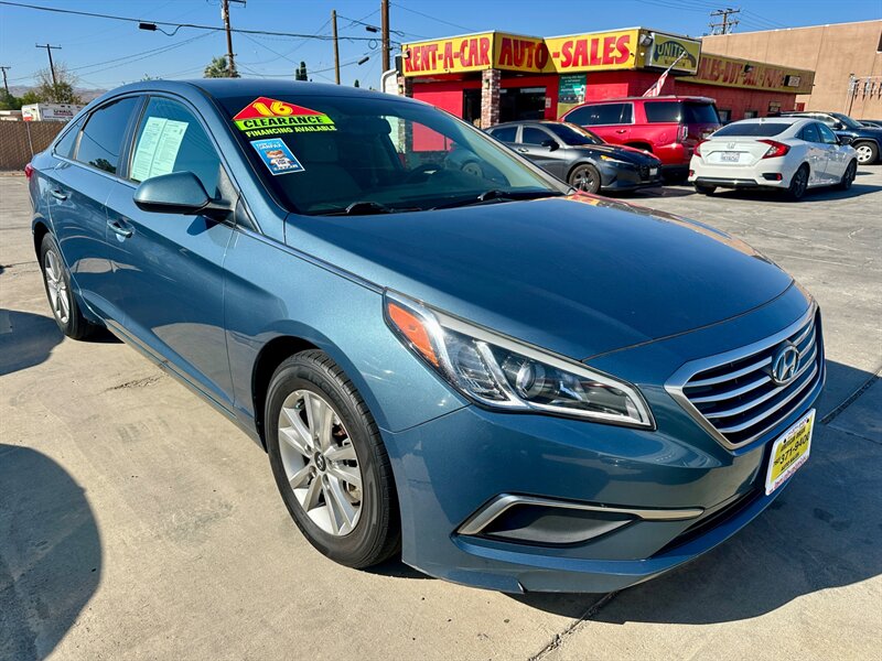2016 Hyundai Sonata SE   - Photo 3 - Ridgecrest, CA 93555
