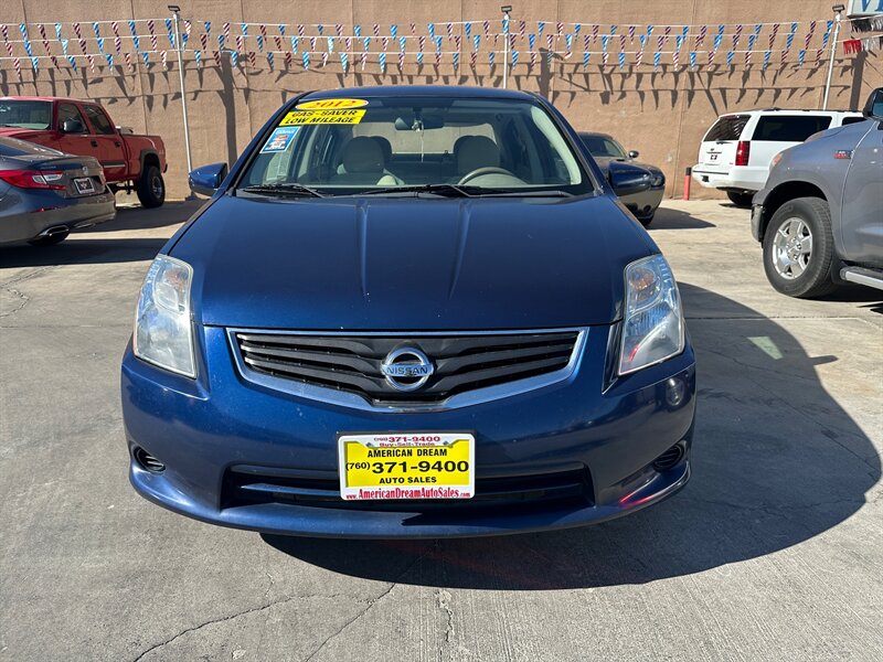 2012 Nissan Sentra 2.0 photo 2