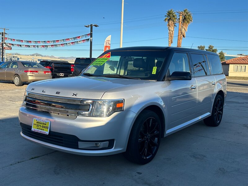 2017 Ford Flex SEL's photo
