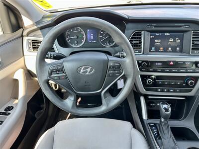 2016 Hyundai SONATA SE   - Photo 7 - Ridgecrest, CA 93555
