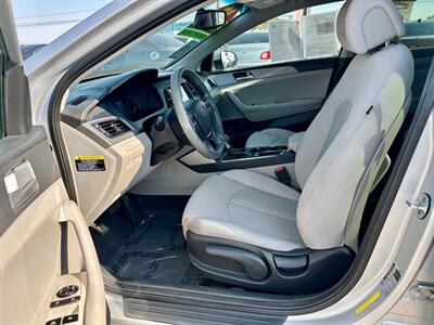 2016 Hyundai SONATA SE   - Photo 10 - Ridgecrest, CA 93555