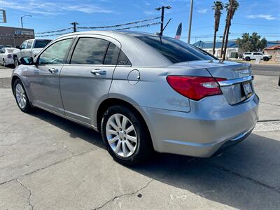 2014 Chrysler 200 Series Limited   - Photo 6 - Ridgecrest, CA 93555