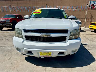 2009 Chevrolet Suburban LT   - Photo 2 - Ridgecrest, CA 93555