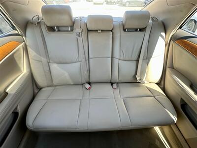 2006 Toyota Avalon XLS   - Photo 11 - Ridgecrest, CA 93555