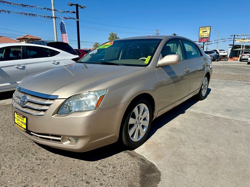 2006 Toyota Avalon XLS - Photo 1 - Ridgecrest, CA 93555