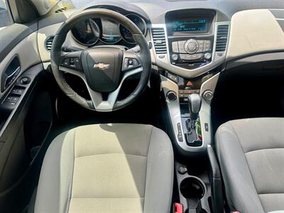 2012 Chevrolet Cruze LT   - Photo 7 - Ridgecrest, CA 93555