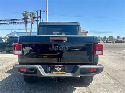 2021 Jeep Gladiator Sport S   - Photo 5 - Ridgecrest, CA 93555