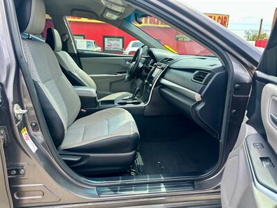 2015 Toyota Camry SE   - Photo 12 - Ridgecrest, CA 93555