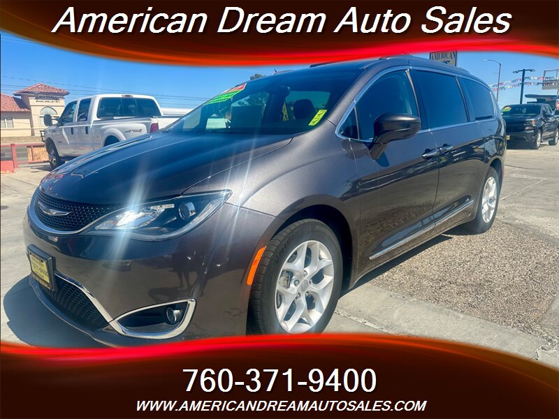2017 Chrysler Pacifica Touring-L Plus Automatic