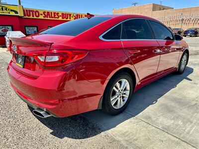 2017 Hyundai Sonata SE   - Photo 4 - Ridgecrest, CA 93555