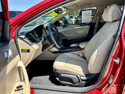 2017 Hyundai Sonata SE   - Photo 10 - Ridgecrest, CA 93555