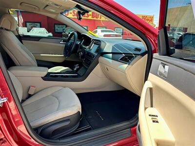 2017 Hyundai Sonata SE   - Photo 12 - Ridgecrest, CA 93555